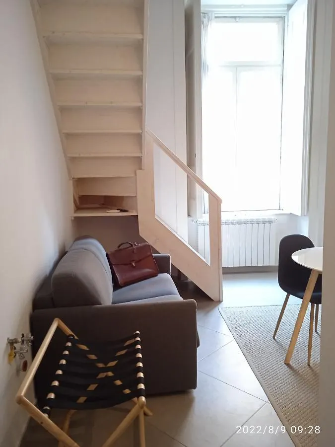 Bed and Breakfast Piano Nobile Nápoles 2*,