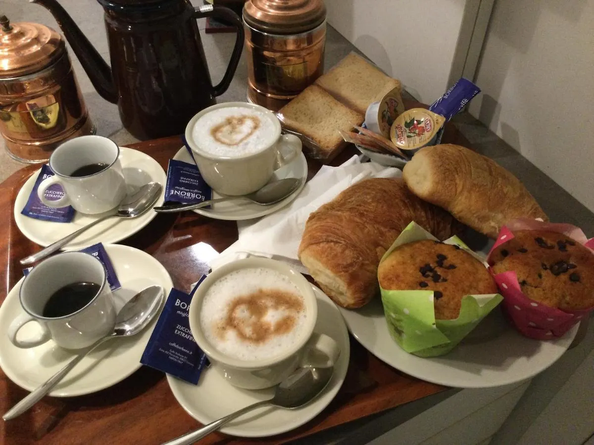 Piano Nobile Bed and Breakfast Neapel